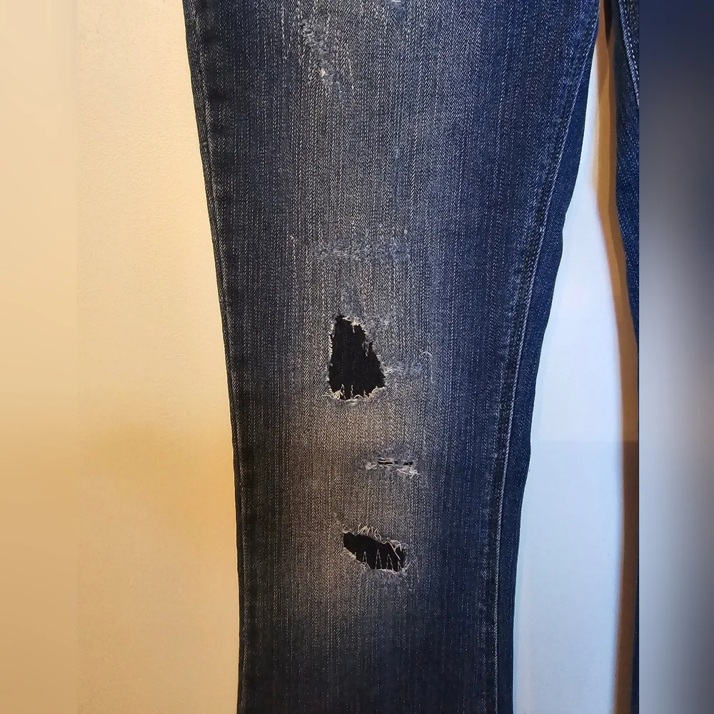 JAG JEANS NWOT Distressed Size 31 - Picture 3 of 11